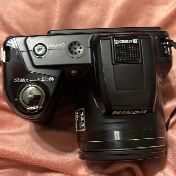 Camera - Picture 7 of 8